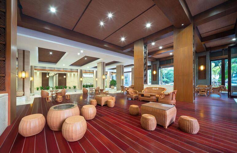 Sanya Shanghai Huating Boutique Resort Hotel