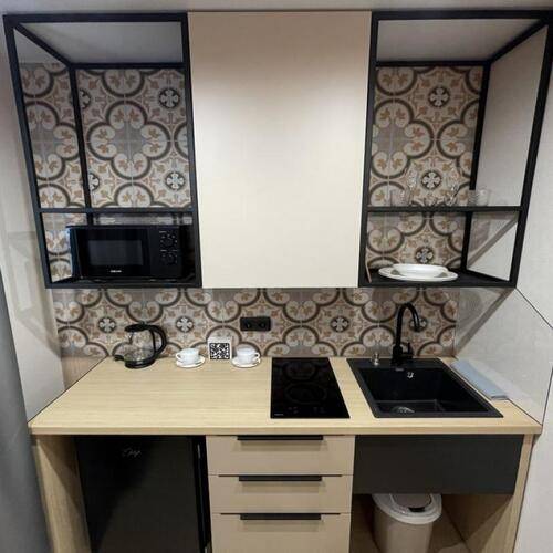 Браун На Димитрова 126