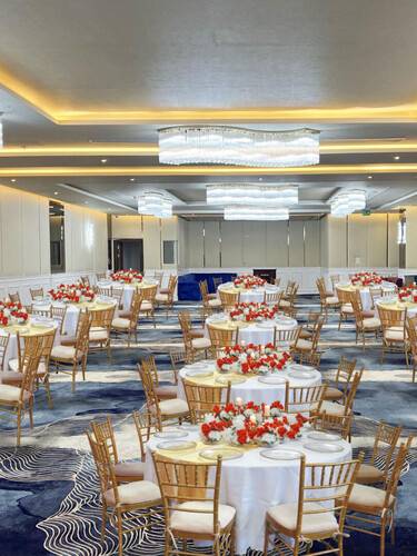 Seven Seas Hotel