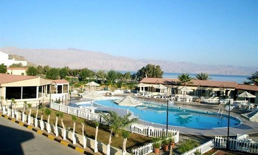 Capital O 224 Holiday Beach Resort