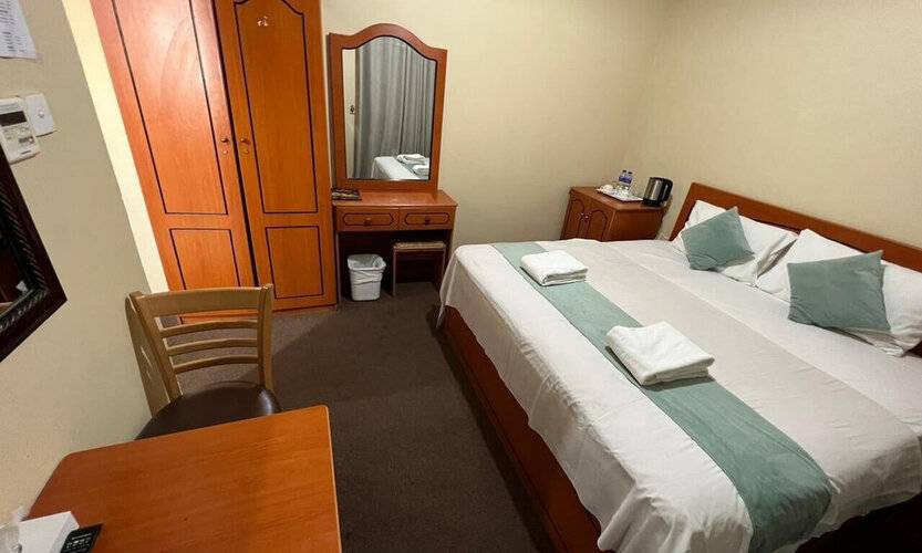 Al Jazeerah Hotel