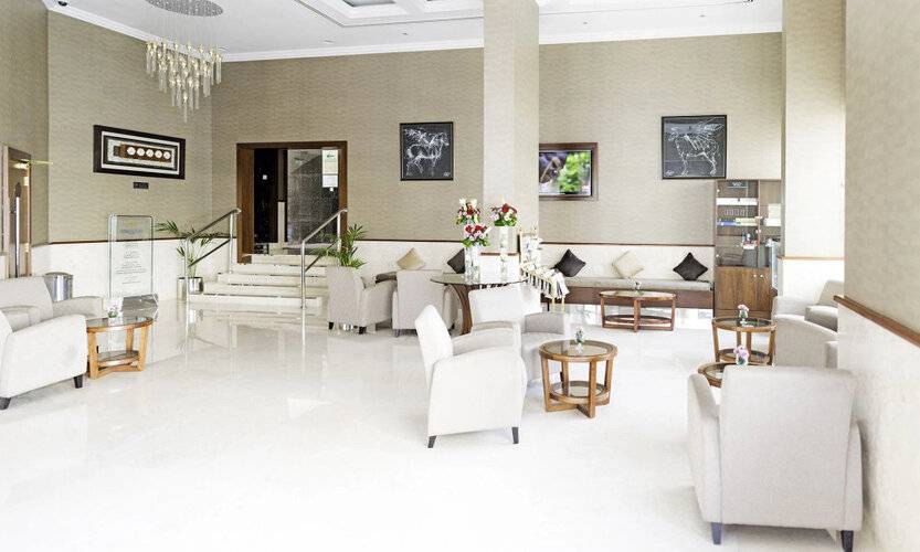 Emirates Plaza Hotel
