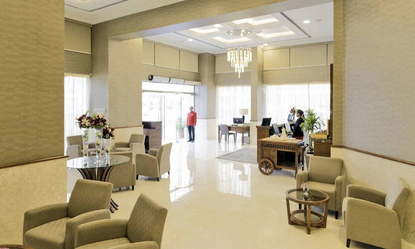 Emirates Plaza Hotel