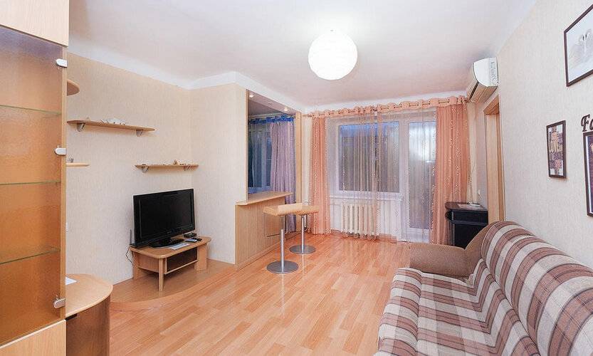 Квартирка-Нск На Ватутина 23
