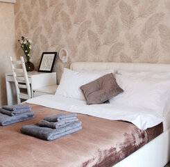 $item['hotel']['name']