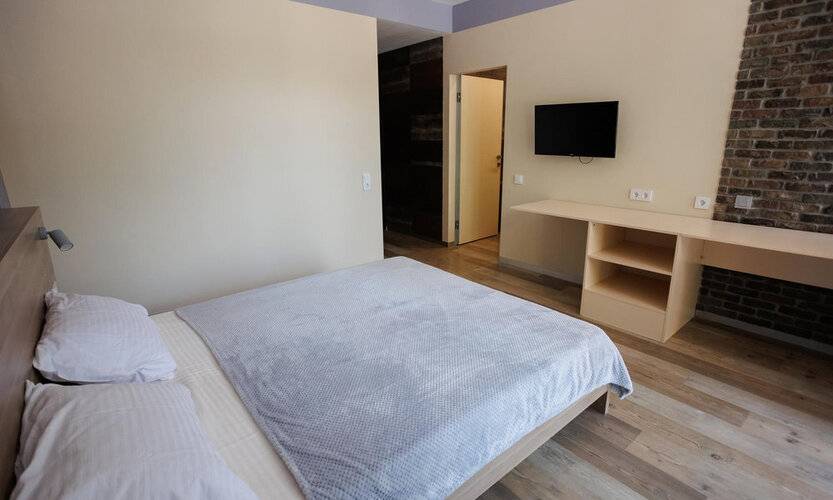 Re Hostel Premium