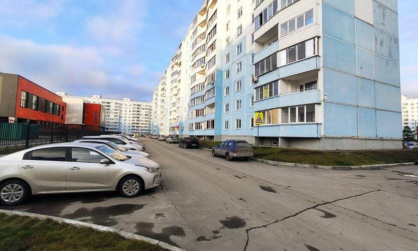 Апартаменты На Улице Титова 240/1