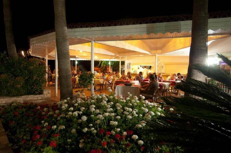 Trendy Side Beach (Adults Only 16+)