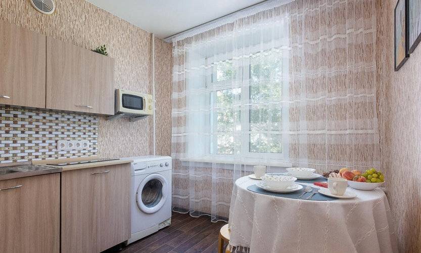 Апартаменты На Проспекте Карла Маркса,15