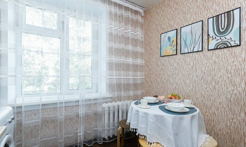Апартаменты На Проспекте Карла Маркса,15