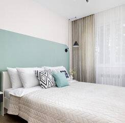 $item['hotel']['name']