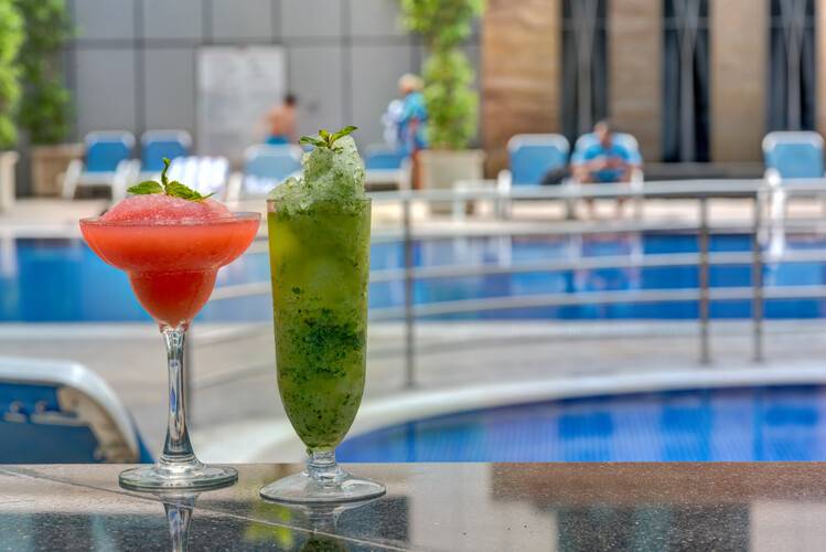 Marriott Hotels & Resorts And Marriott Executive Apartments (Ex. Vintage Grand Hotel)