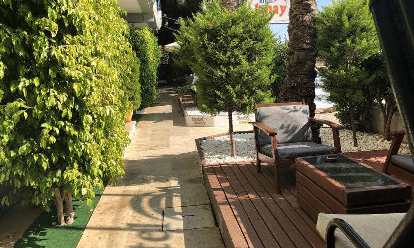 Hotel Lunay