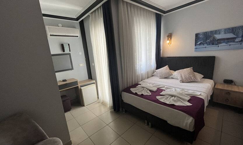 Hotel Lunay