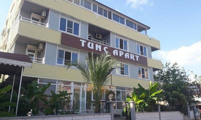 Tunc Apart