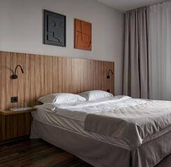 $item['hotel']['name']