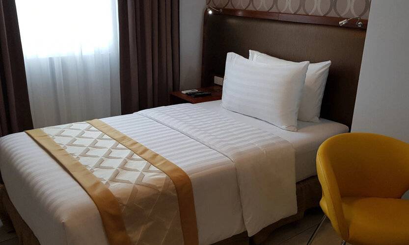 One Central Hotel & Suites