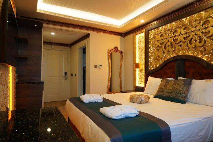 Can Adalya Palace Hotel
