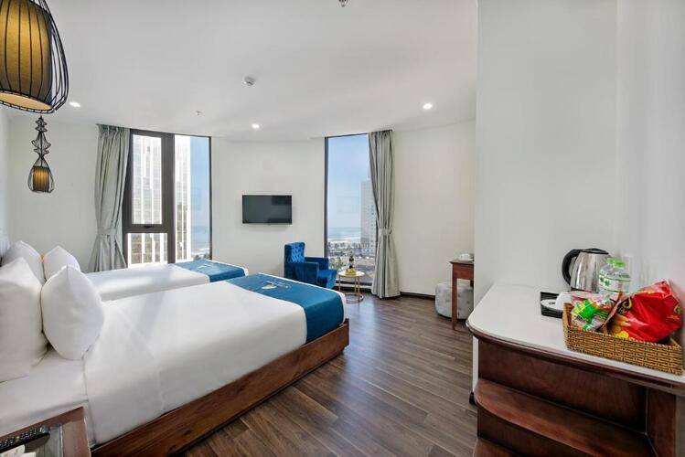 Menora Premium Da Nang