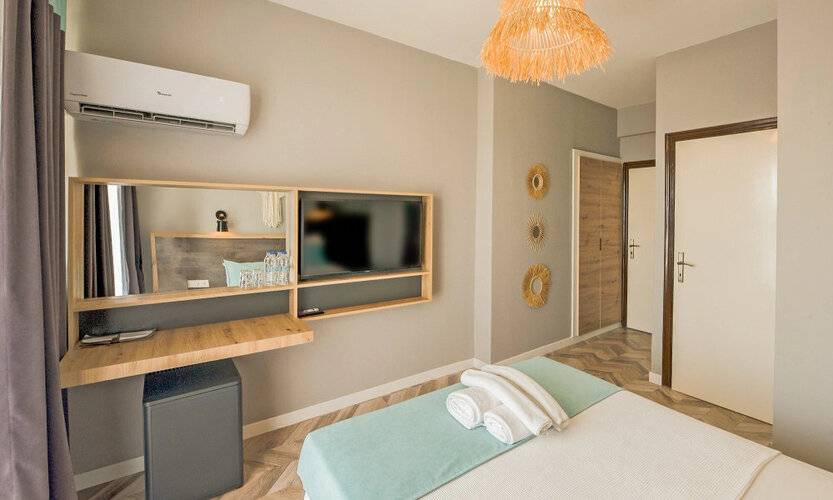 Royal City Hotel