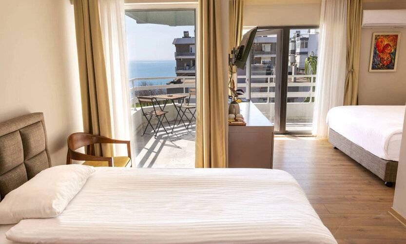 Mene City Hotel