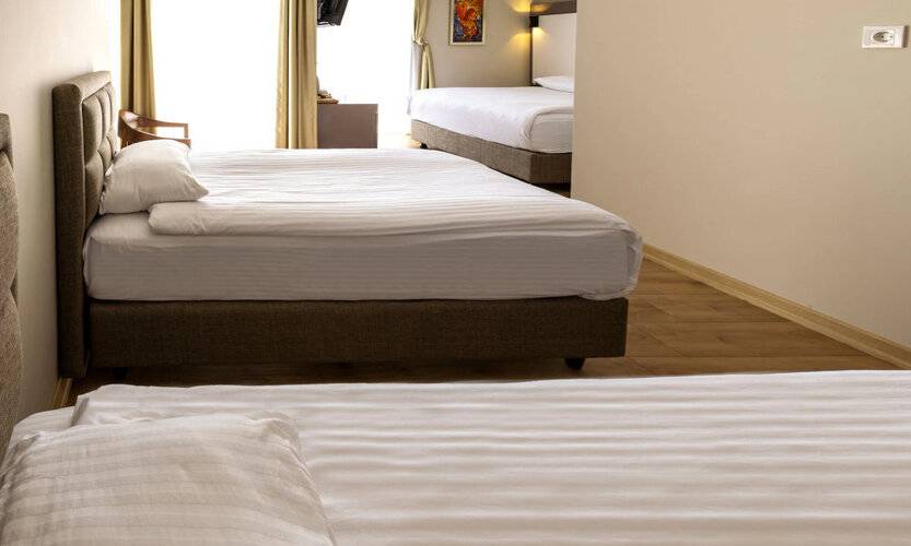 Mene City Hotel