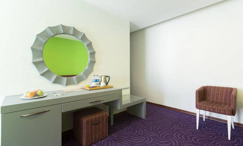 Mene City Hotel