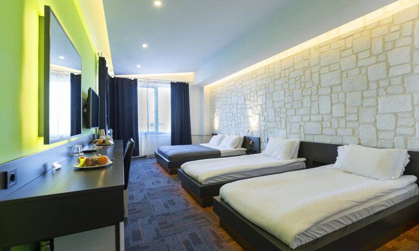 Mene City Hotel