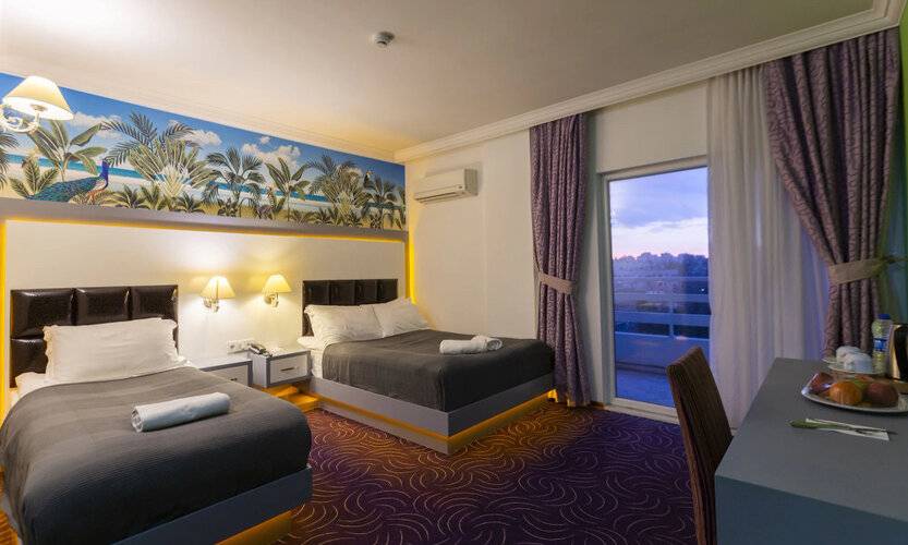 Mene City Hotel