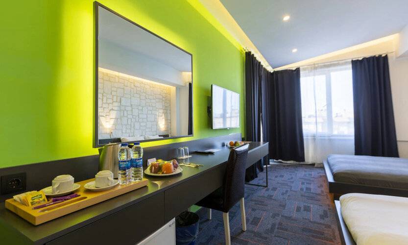 Mene City Hotel