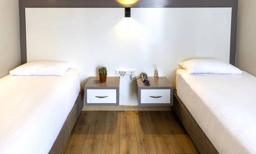 Mene City Hotel
