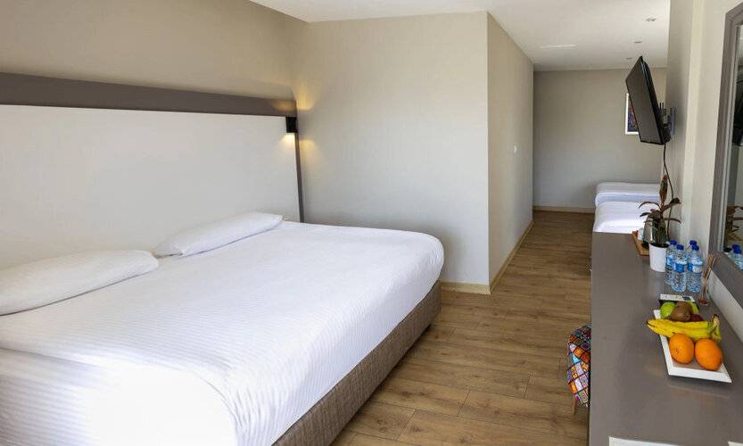 Mene City Hotel