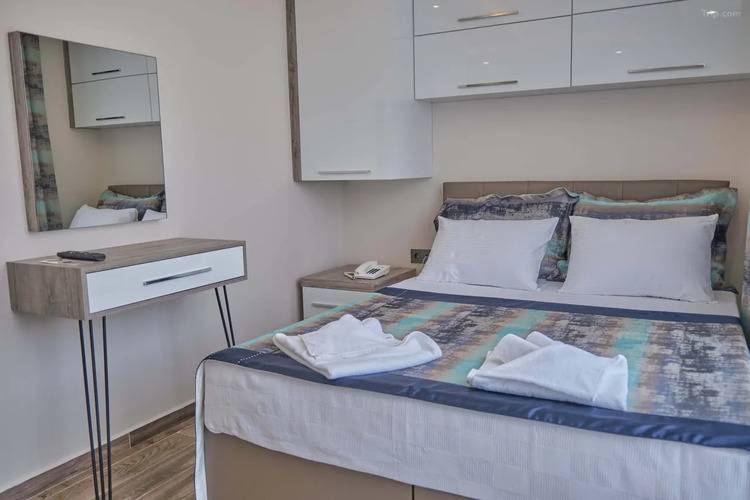 Kalispera Hotel