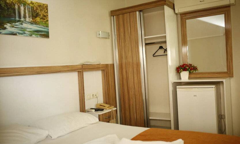 Özhan Hotel