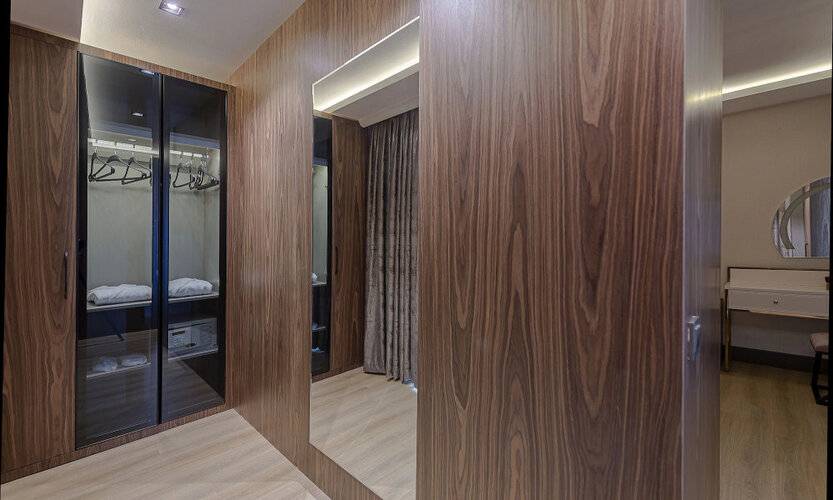 Sealife Royal Suites