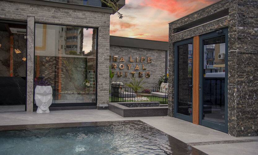 Sealife Royal Suites