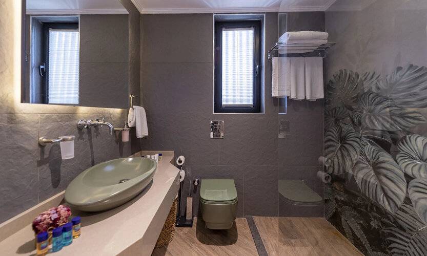Sealife Royal Suites