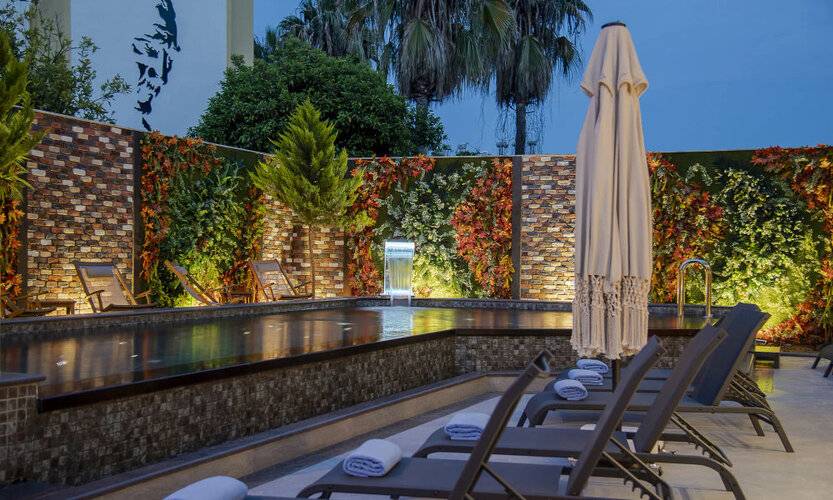 Sealife Royal Suites