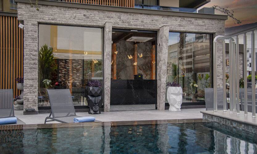 Sealife Royal Suites