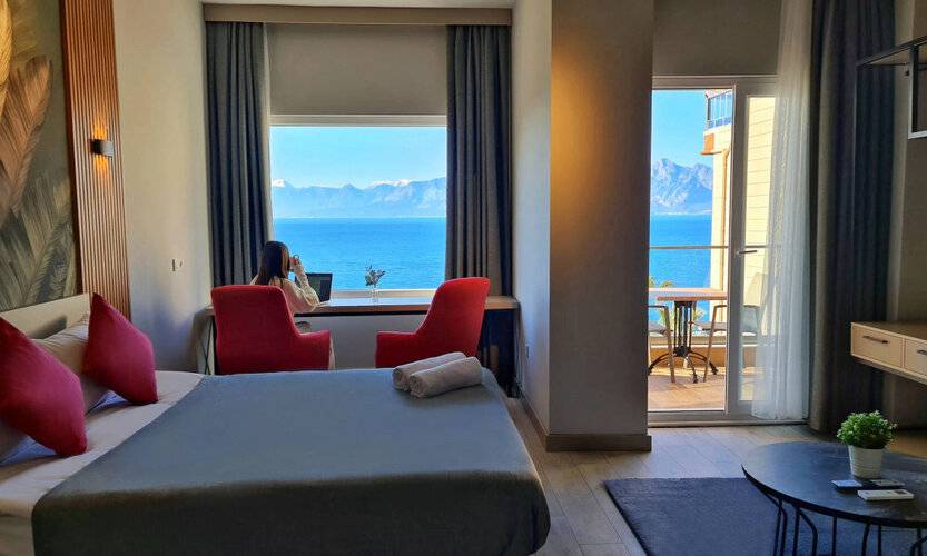 Letstay Panorama Suites