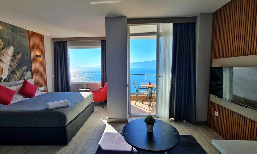 Letstay Panorama Suites