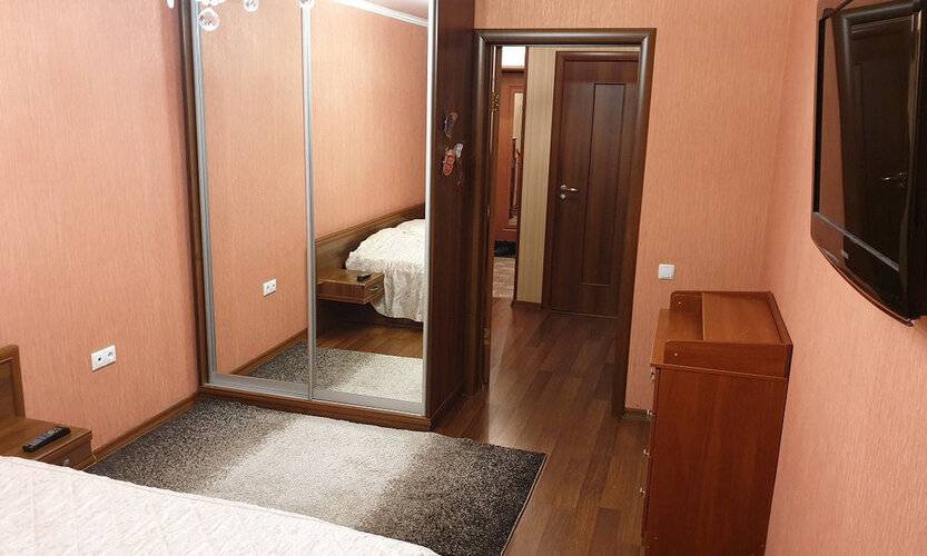 На Менделеева 229