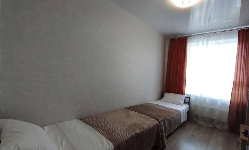 Апартаменты На Улице Энтузиастов 15