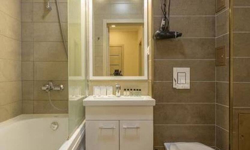 Азбука На Улице Октябрьской Революции 23a