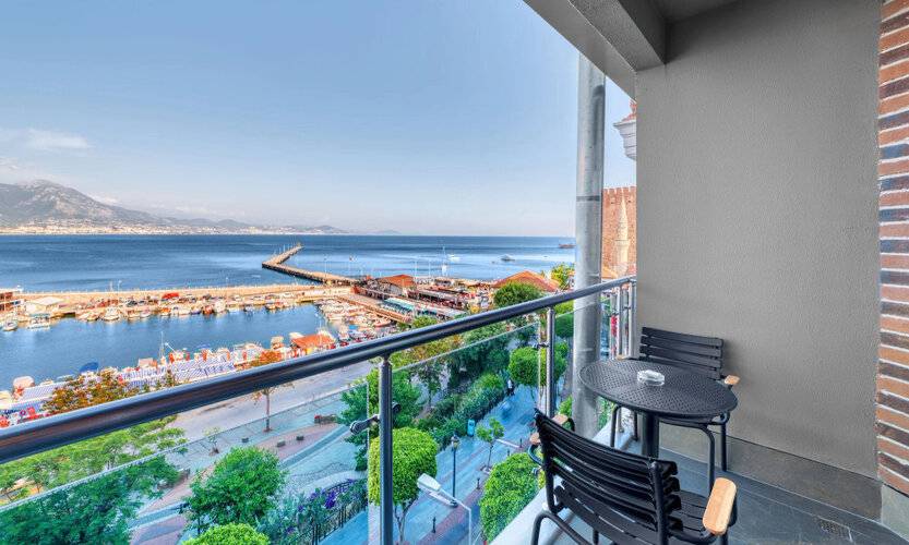 Seaport Hotel