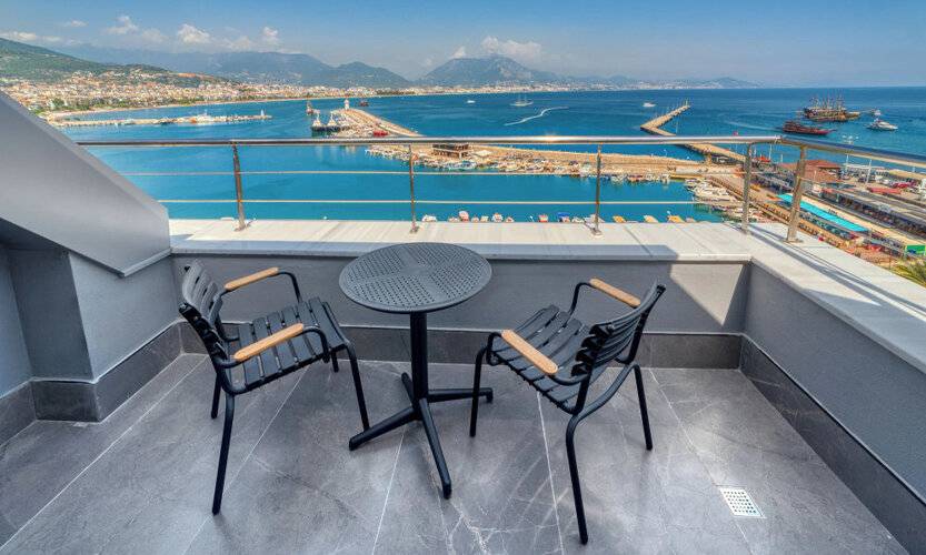 Seaport Hotel