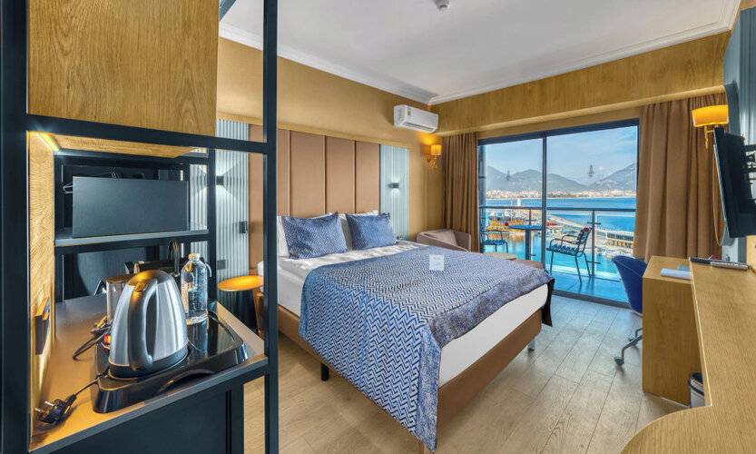 Seaport Hotel