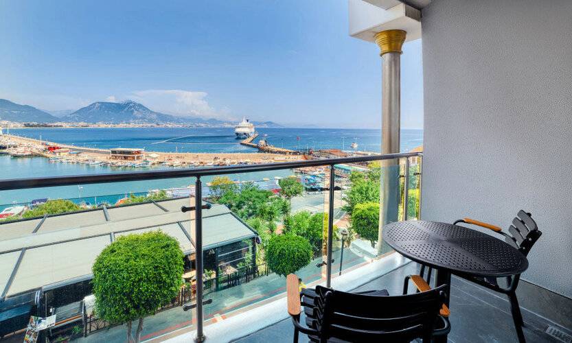 Seaport Hotel
