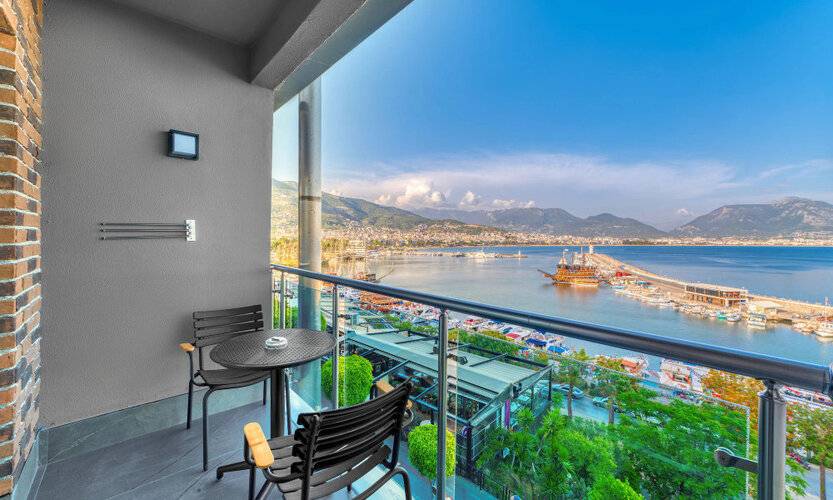 Seaport Hotel