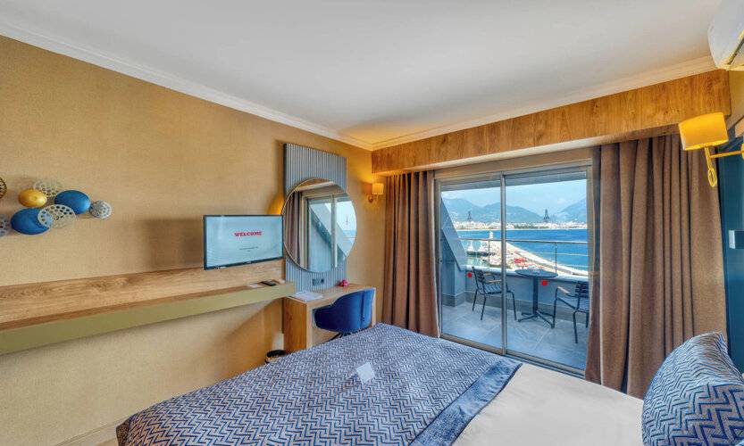 Seaport Hotel